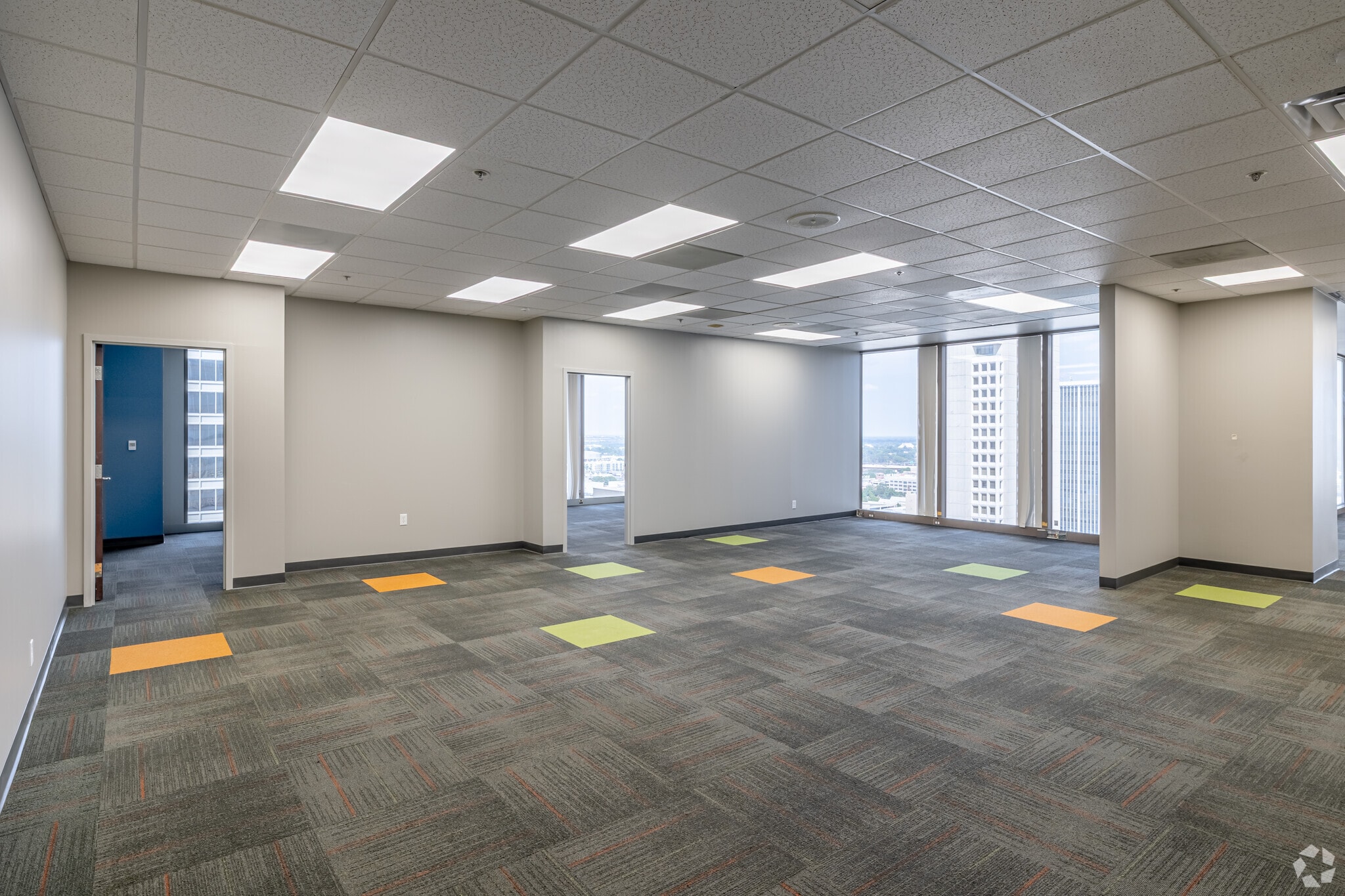 425 W Capitol Ave, Little Rock, AR to rent Interior Photo- Image 1 of 2