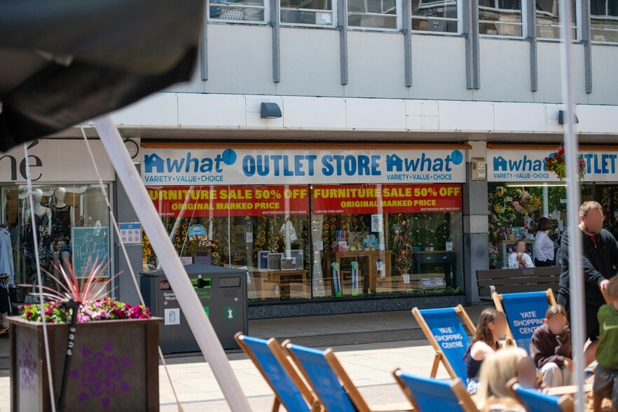 North Walk, Yate to rent - Building Photo - Image 2 of 34