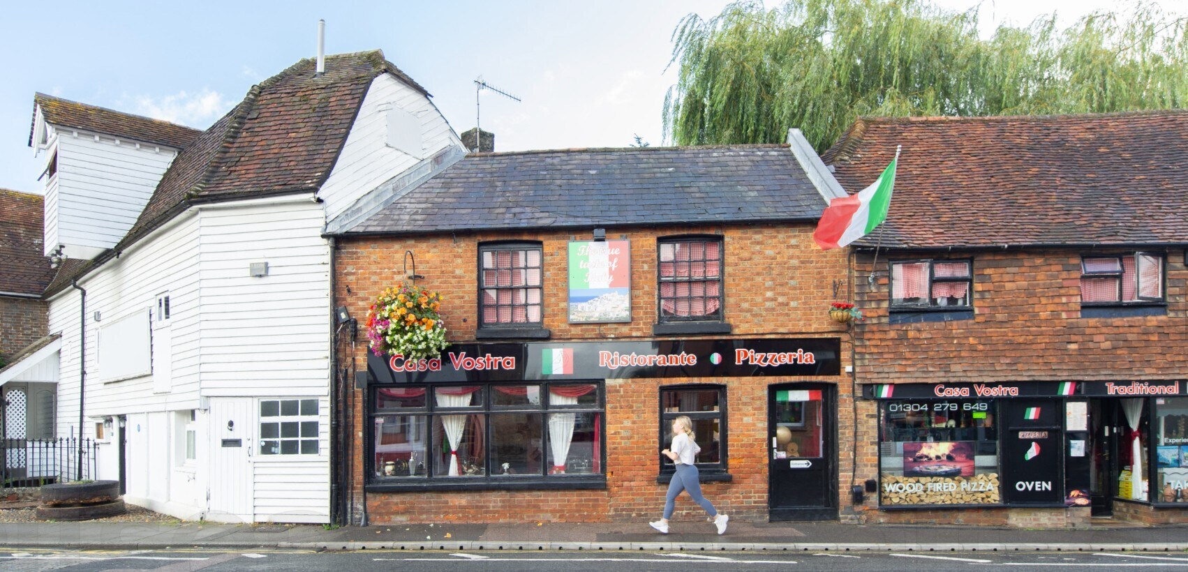 89 High St, Edenbridge for sale Primary Photo- Image 1 of 1