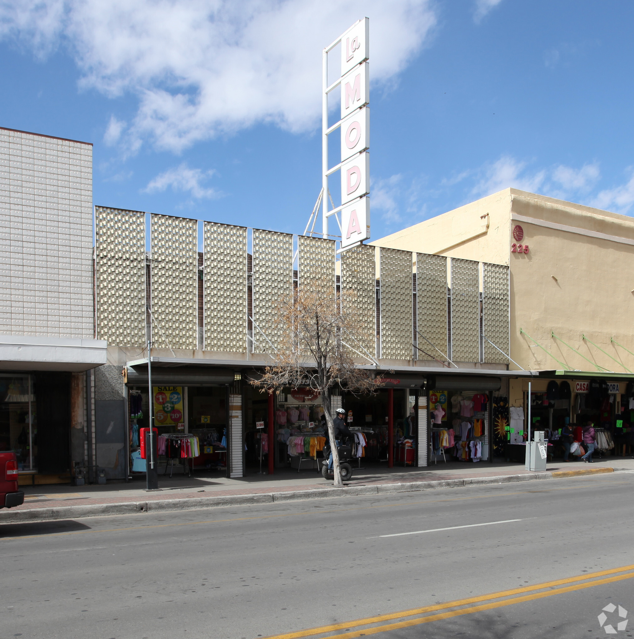 301 S Stanton St, El Paso, TX for sale Primary Photo- Image 1 of 1