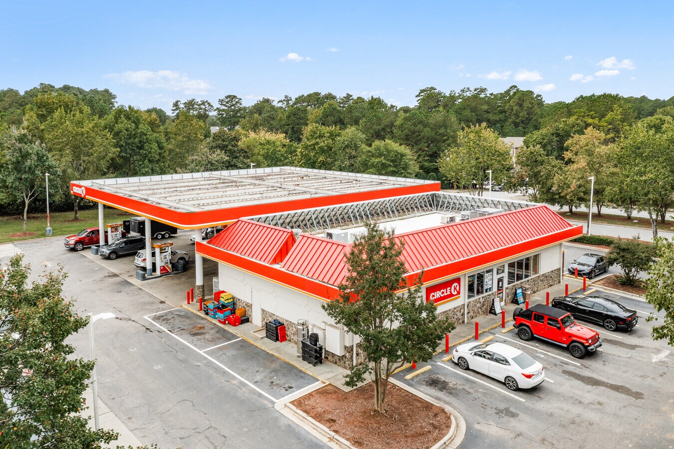 3721 Tryon Rd, Raleigh 27606 UK