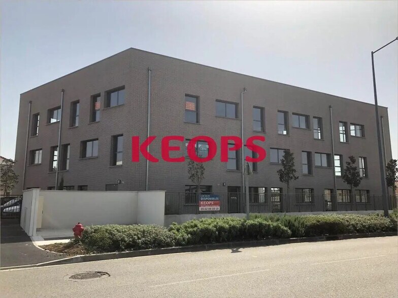 Office in Colomiers to rent - Building Photo - Image 3 of 15