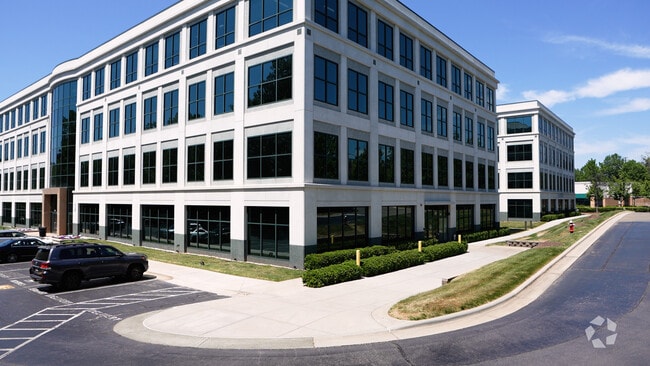 More details for 8020 Arco Corporate Dr, Raleigh, NC - Office to Rent