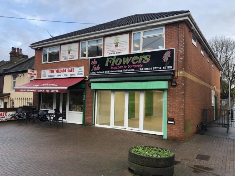 361 Walderslade Rd, Chatham for sale Primary Photo- Image 1 of 1