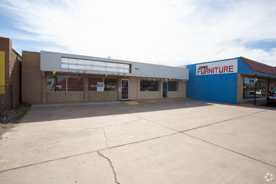 711 E Florence Blvd, Casa Grande, AZ for rent - Building Photo - Image 2 of 2