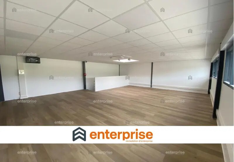 Location Bureaux 104 m² - Photo 1