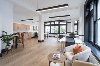 44 Maiden Ln, London to rent Interior Photo- Image 1 of 3