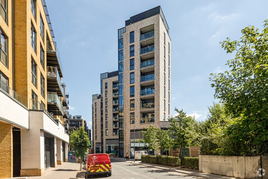 Osiers Rd, London for sale - Primary Photo - Image 1 of 1