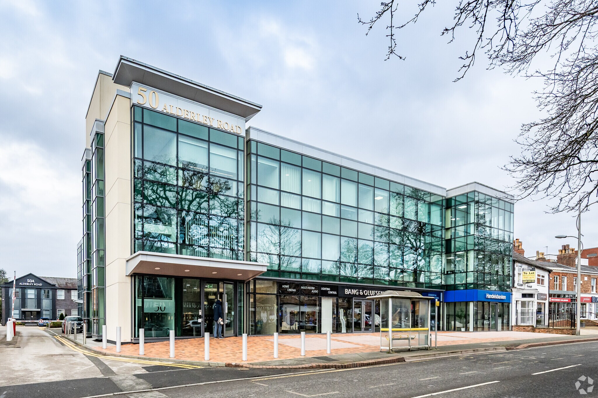 50 Alderley Rd, Wilmslow to rent Primary Photo- Image 1 of 3