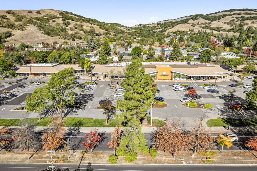 101-199 San Marin Dr, Novato, CA for rent - Building Photo - Image 1 of 17