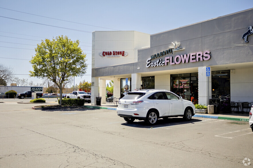 3501 McHenry Ave, Modesto, CA for sale - Primary Photo - Image 1 of 1