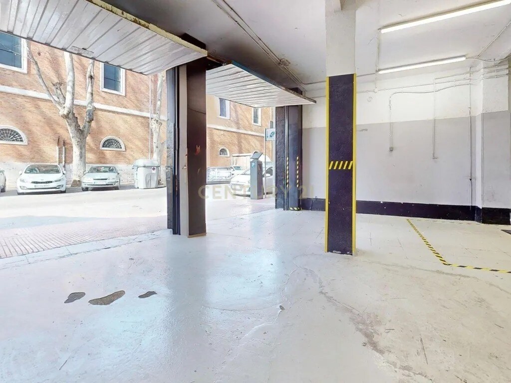 Build-to-Rent in Alcalá de Henares, Madrid for sale Primary Photo- Image 1 of 3