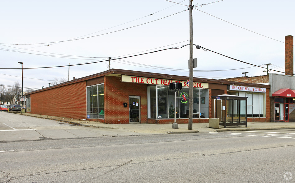 13234-13238 Cedar Rd, Cleveland Heights, OH for sale - Primary Photo - Image 1 of 1