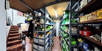 Retail in Chiva, Valencia to rent Interior Photo- Image 2 of 25