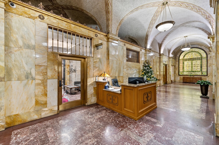 730 17th St, Denver, CO for sale - Interior Photo - Image 3 of 322