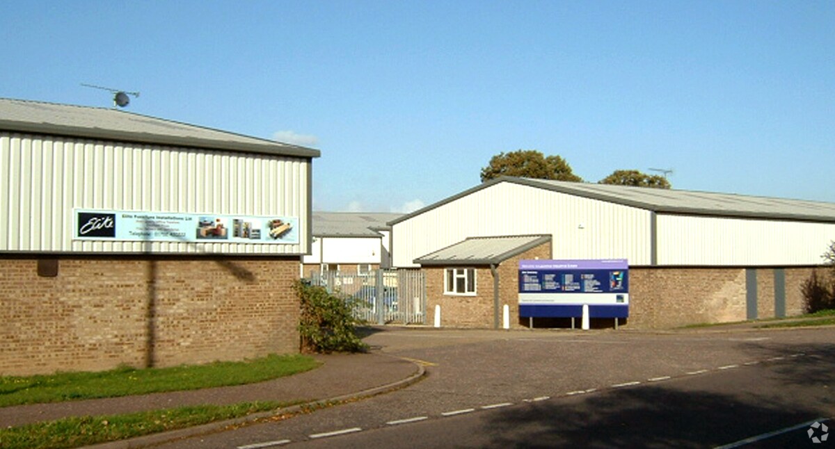 Eastwoodbury Ln, Southend On Sea for sale Primary Photo- Image 1 of 1