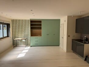 2A-2B Wrentham Ave, London to rent Interior Photo- Image 1 of 2