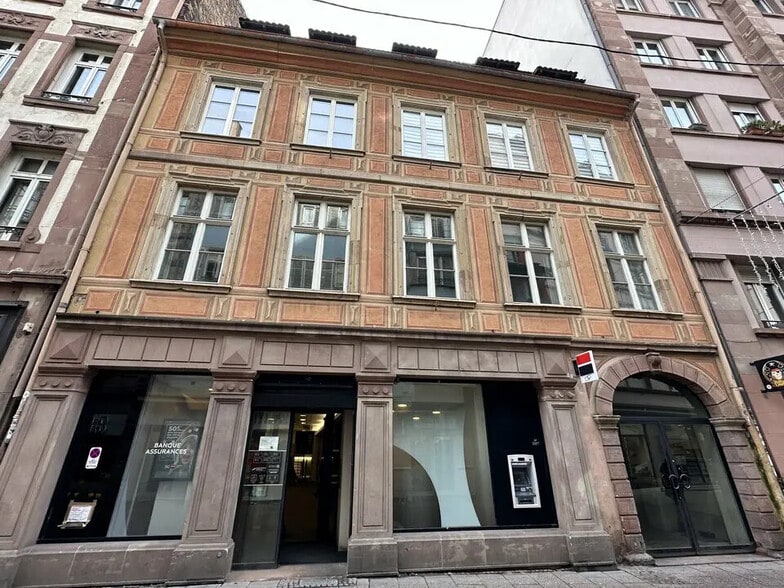 Retail in Strasbourg to rent - Building Photo - Image 1 of 13
