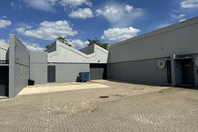 More details for Zennor Rd, London - Industrial to Rent