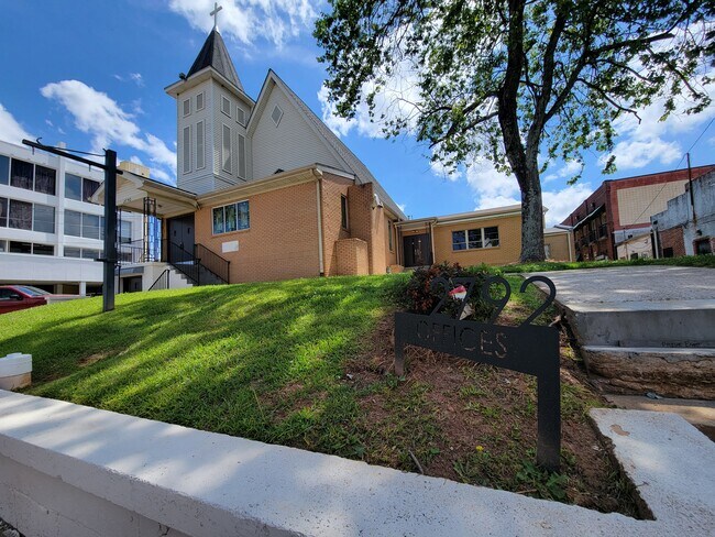 More details for 2792 E Point St, Atlanta, GA - Office, Retail to Rent