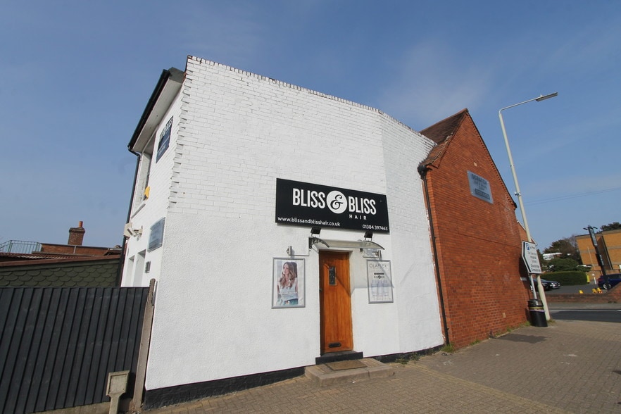 114 Hagley Rd, Stourbridge to rent - Building Photo - Image 2 of 15