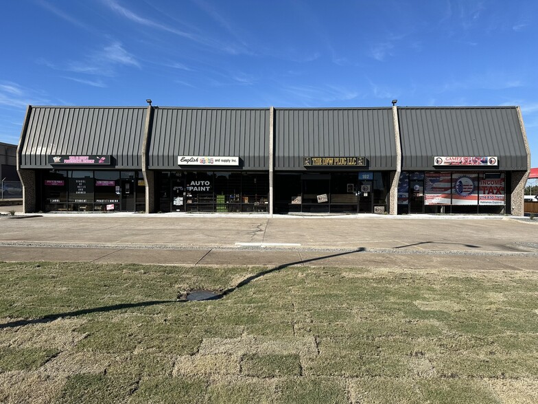 2604 W Marshall Dr, Grand Prairie, TX for rent - Building Photo - Image 1 of 5