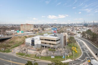 24 Meadowlands Pky, Secaucus, NJ - aerial  map view - Image1