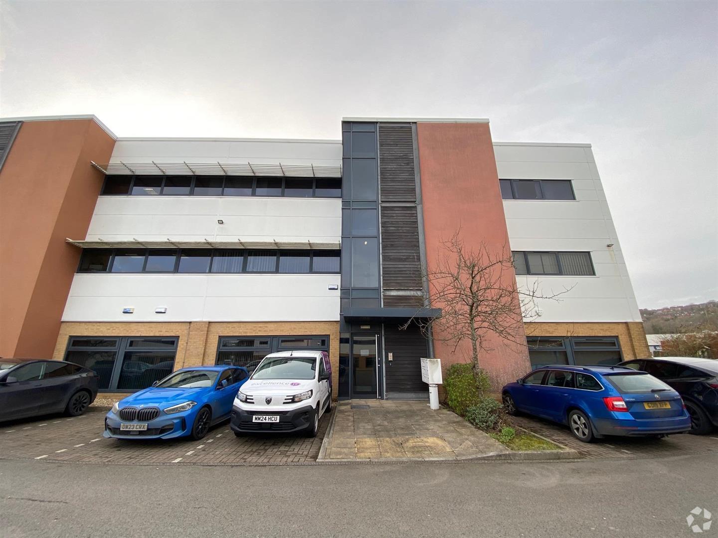 Pontygwindy, Caerphilly to rent Building Photo- Image 1 of 2