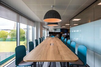 Jessop Ave, Cheltenham to rent Interior Photo- Image 1 of 7