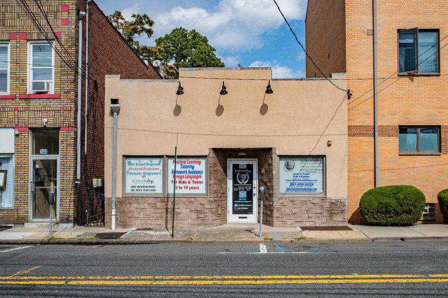 342 Union Ave, Rutherford, NJ for sale - Primary Photo - Image 1 of 1