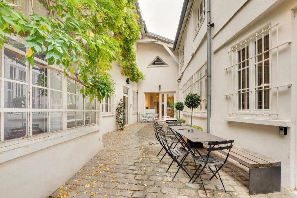 Vente Bureaux 280 m² - Photo 1