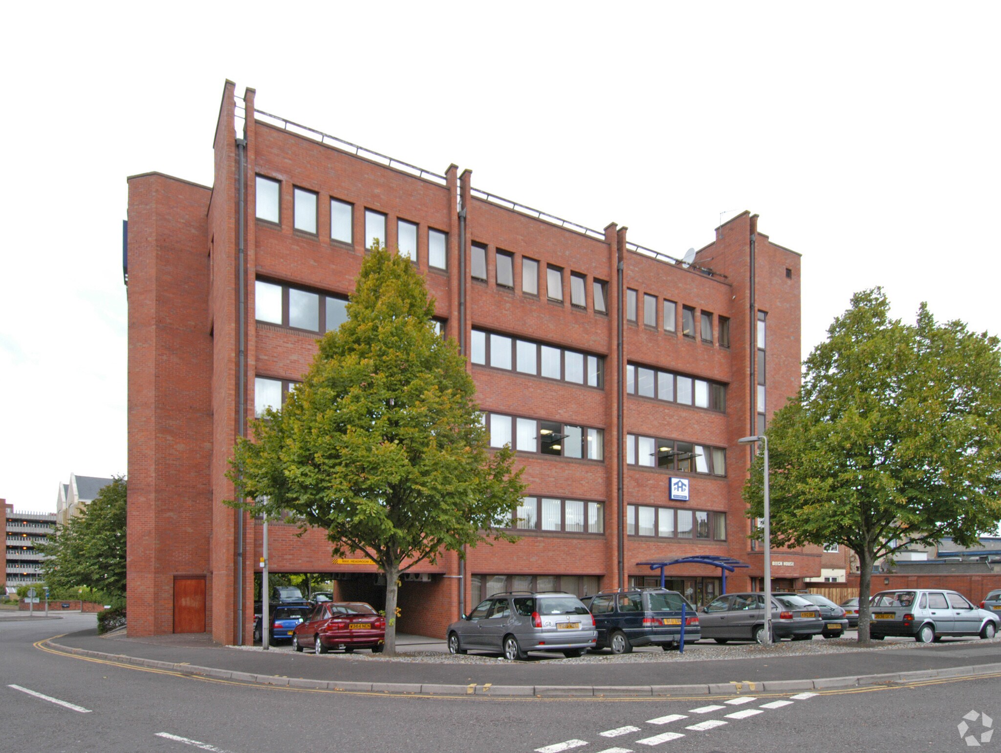 28-30 Wimborne Rd, Poole to rent Primary Photo- Image 1 of 4