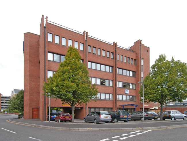 More details for 28-30 Wimborne Rd, Poole - Office to Rent