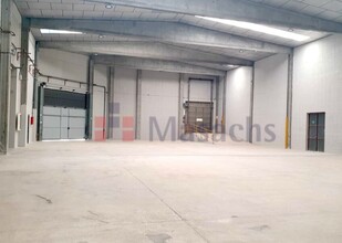 Industrial in L'hospitalet De Llobregat, Barcelona for rent Interior Photo- Image 2 of 5