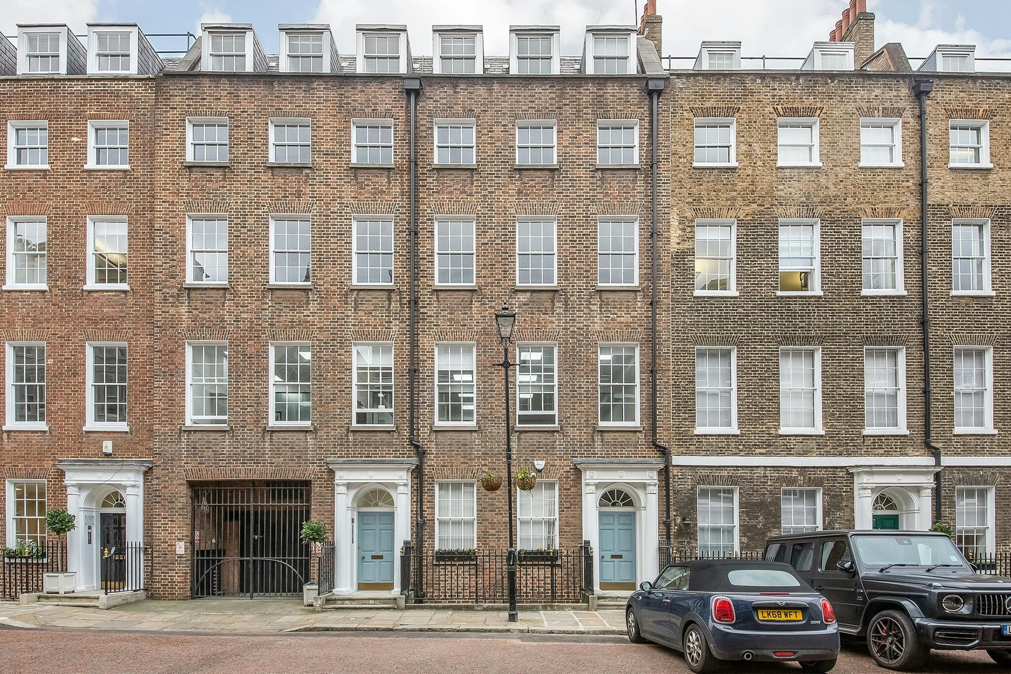 29-30 Ely Pl, London to rent Building Photo- Image 1 of 11
