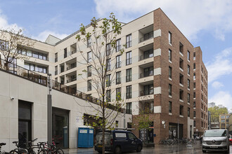 126-137 Hackney Rd, London for rent Building Photo- Image 1 of 10