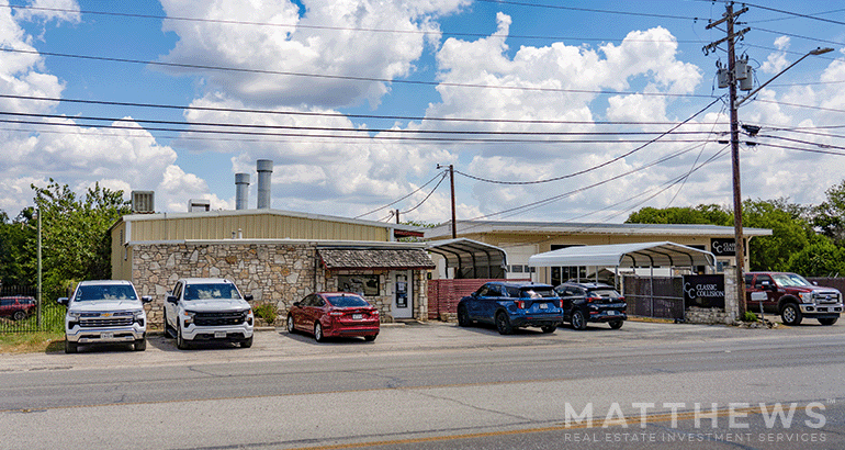 2888 Memorial Blvd, Kerrville, TX for sale - Building Photo - Image 2 of 3