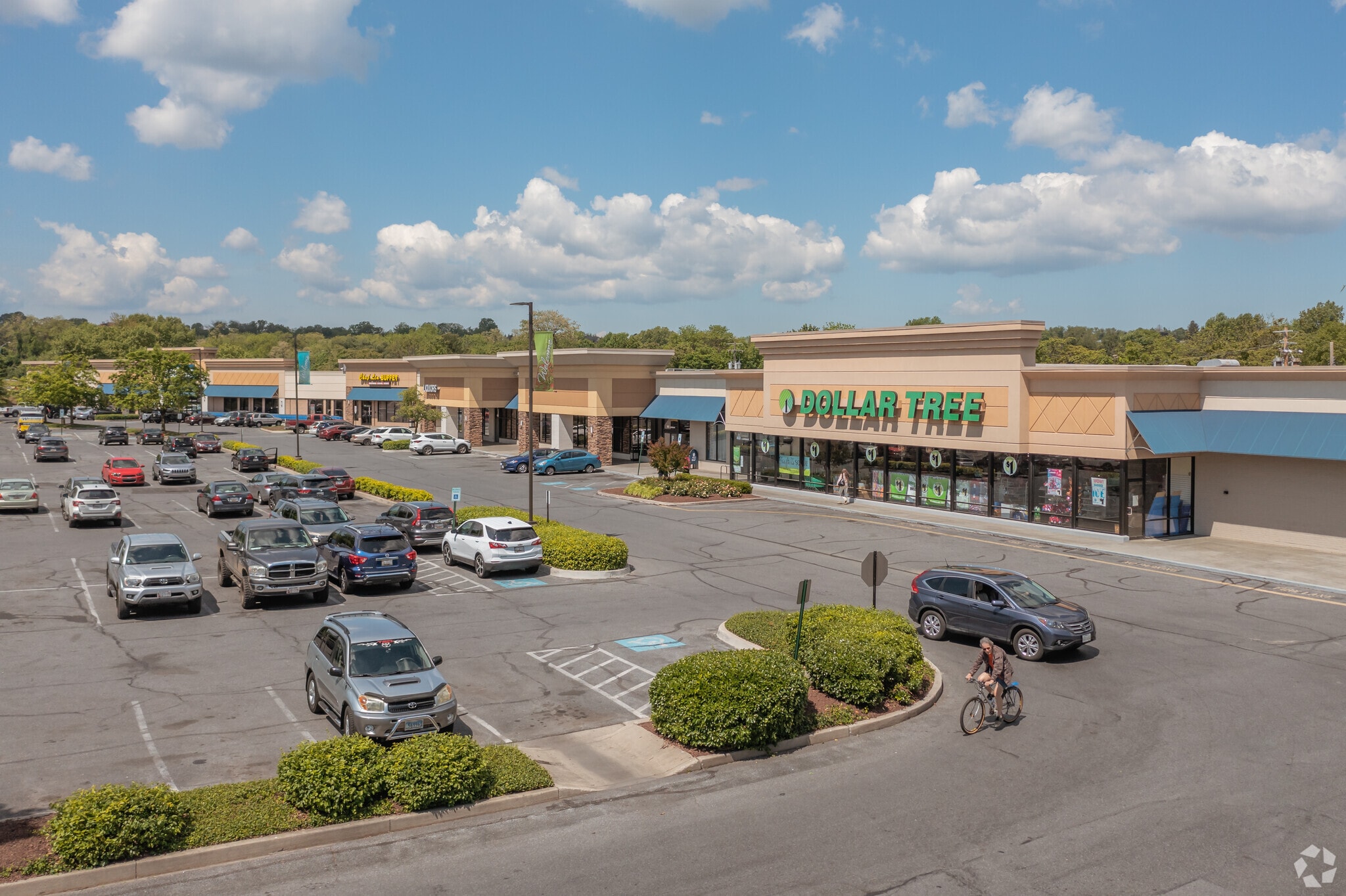 401-425 S Jefferson St, Frederick, MD to rent Building Photo- Image 1 of 4