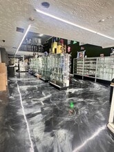 3555 E Coast Hwy, Corona Del Mar, CA to rent Interior Photo- Image 2 of 4