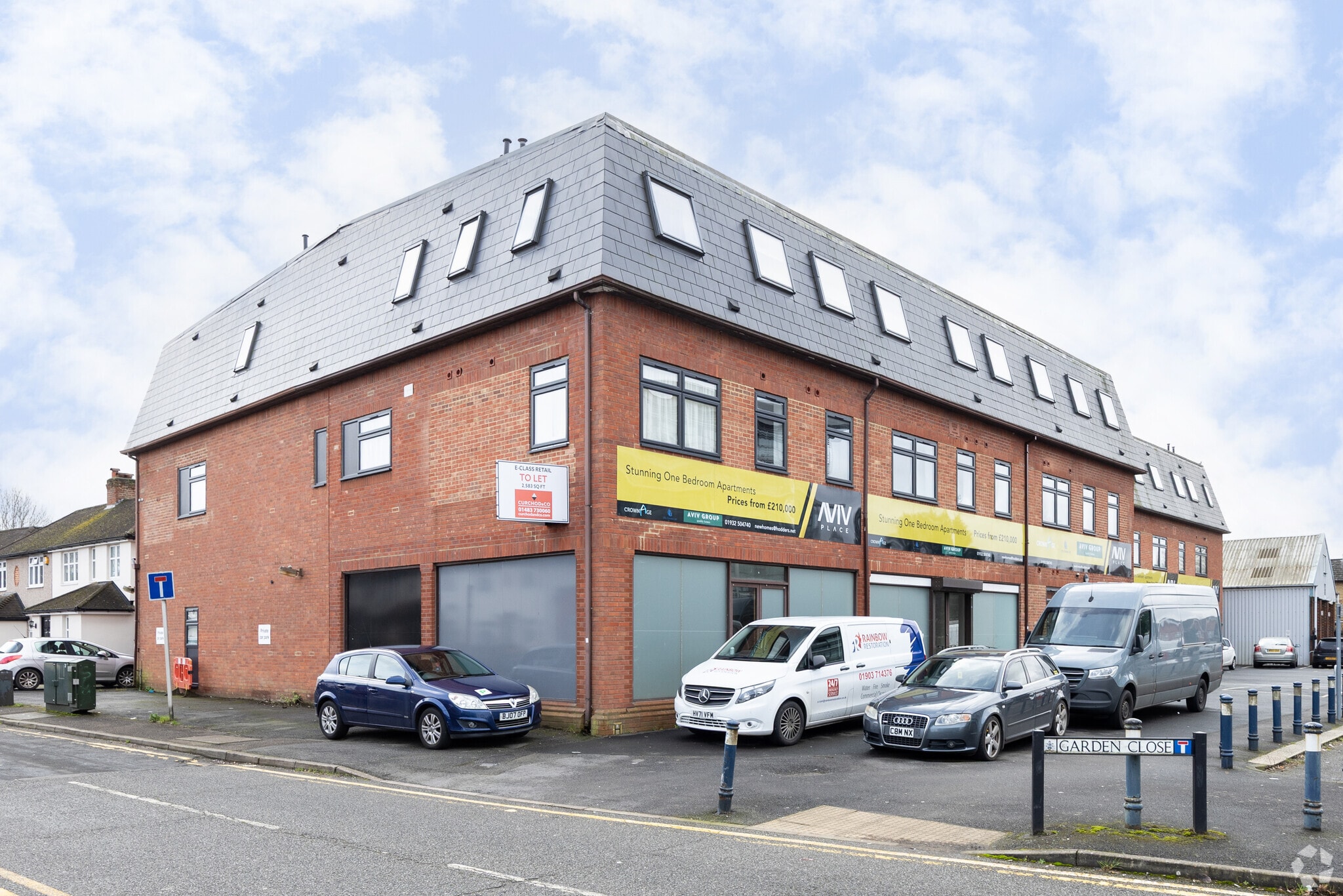 244-256 Station Rd, Addlestone to rent Primary Photo- Image 1 of 3