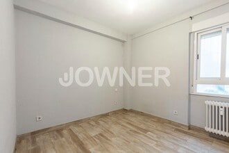 Office in Madrid, Madrid to rent Interior Photo- Image 2 of 15