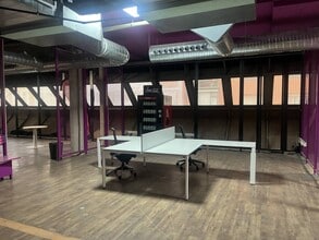 Office / Retail in Madrid, Madrid to rent Interior Photo- Image 2 of 3