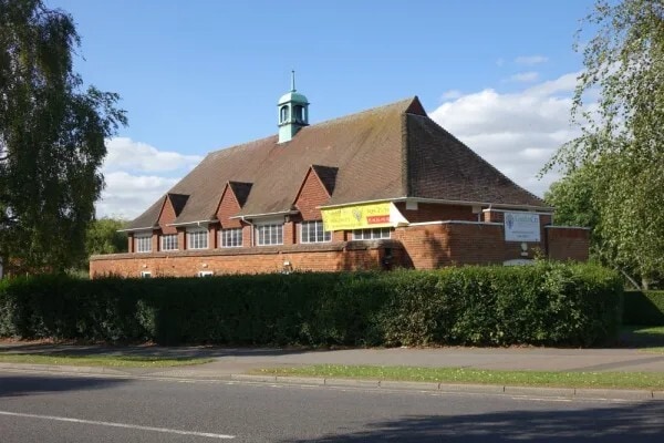 More details for 26 Norton Way N, Letchworth Garden City - Retail for Sale
