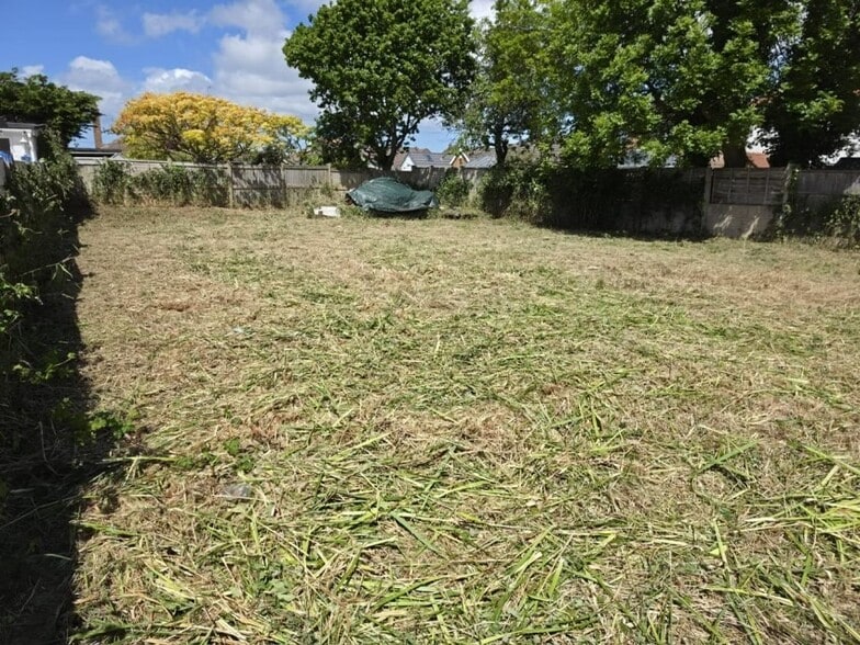 Lingham Lane, Wirral to rent - Primary Photo - Image 1 of 3