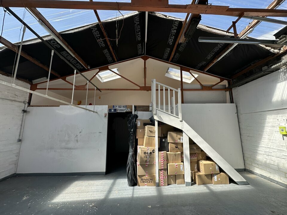 Light Industrial in Saint-Maur-des-Fossés to rent Building Photo- Image 1 of 8