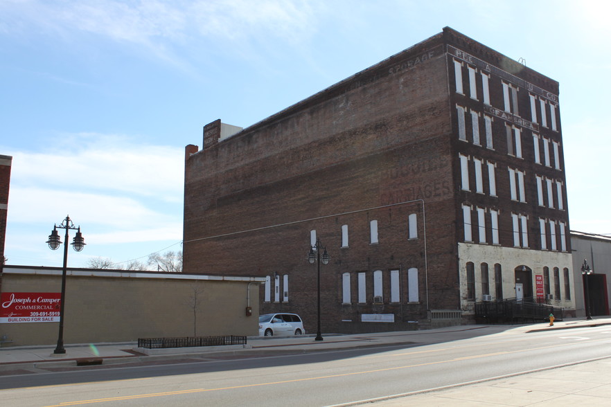 840 SW Washington St, Peoria, IL for sale - Building Photo - Image 3 of 8