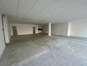 49-51A London Rd, Newbury to rent Interior Photo- Image 2 of 2