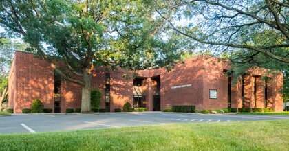 2 Computer Dr W, Albany, NY for rent Building Photo- Image 1 of 3