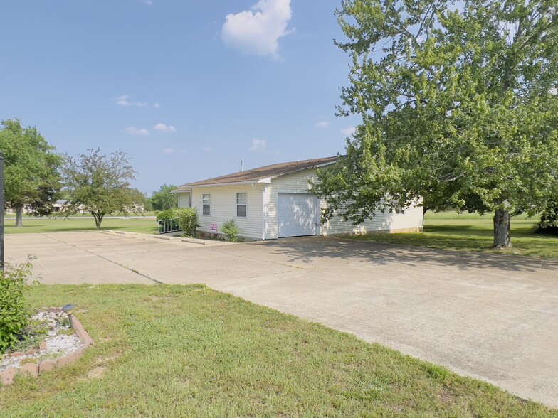 605 Market St, Horseshoe Bend, AR for sale - Building Photo - Image 1 of 1