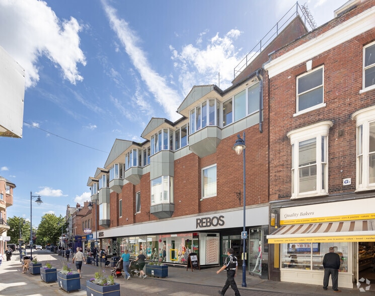 11 Strait Bargate, Boston to rent - Building Photo - Image 2 of 5